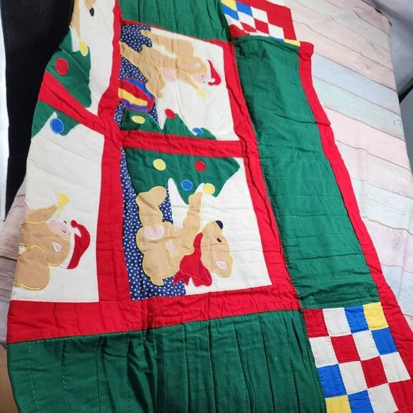Hand Quilted Holiday Throw Playful Bears 50x60 American Pacific